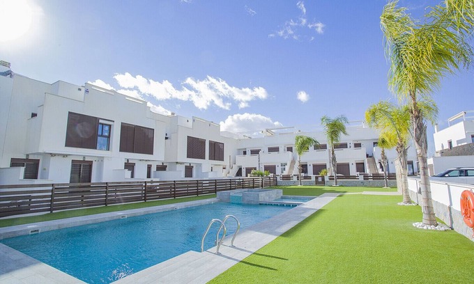 Torre de la Horadada Chalet De Esquí | 240 Lux Pool Home -Alicante Holiday