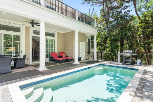 West Beach Casa | 24B Eugenia Avenue by Akers Ellis Rentals