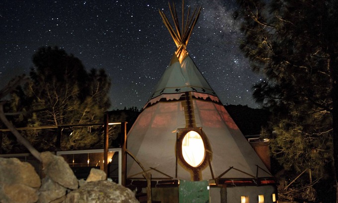 Bodfish Apartamento | 24ft. Teepee glamping at its finest. High lake view