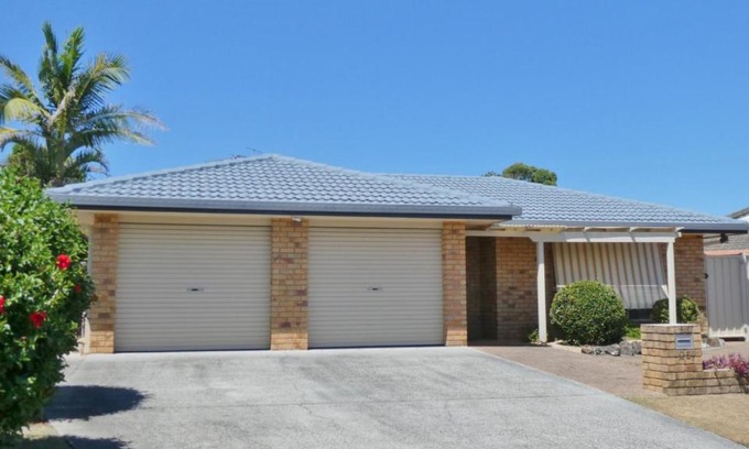 Yamba Casa | 25 Admiralty Court, Yamba