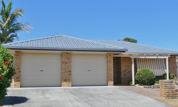 Yamba Casa | 25 Admiralty Court, Yamba