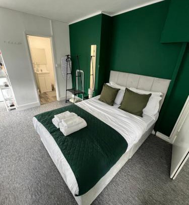 Southgate Apartamento | 25 Chase Side