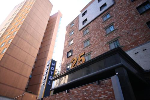 Uiwang Hotel | 25 Hotel