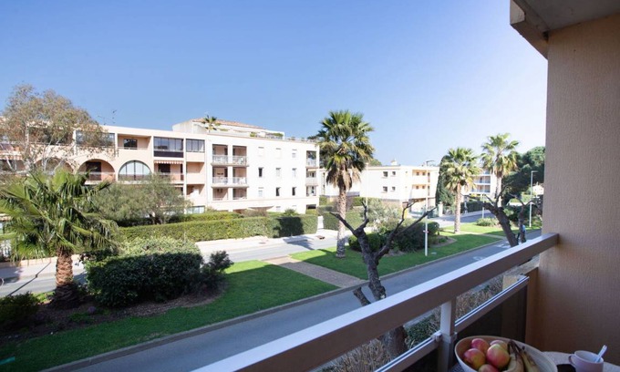 La Faviere Apartamento | 25 m² Apartamento ∙ 1 habitación ∙ 4 huéspedes