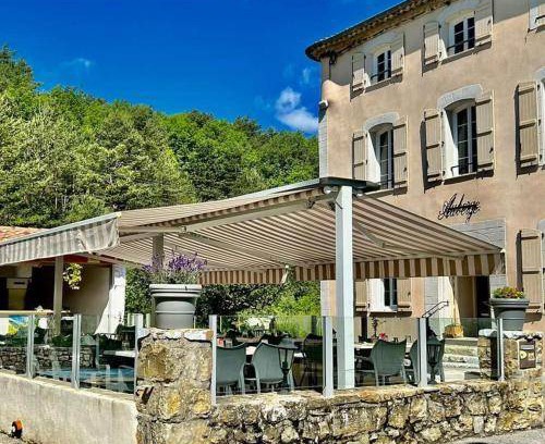 Le Bourguet Hotel | 25 m² Hotel ∙ 4 huéspedes