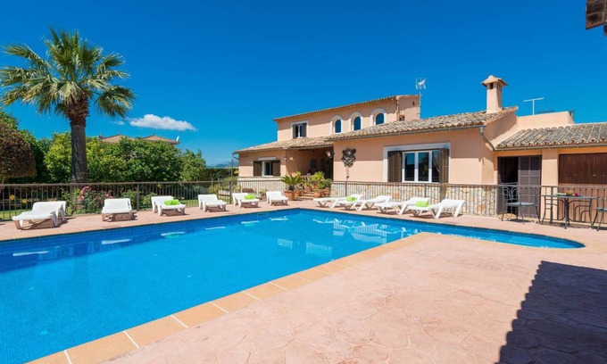 Es Garrovers Villa | 250 m² Villa ∙ 4 habitaciones ∙ 8 huéspedes