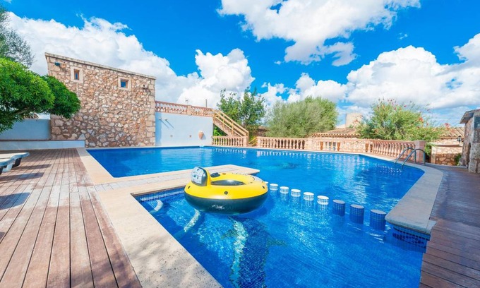 Es Llombards Villa | 250 m² Villa ∙ 6 habitaciones ∙ 10 personas