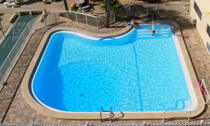 Madeira Beach Casa | 256 Surf Song Resort