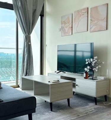 Taman Mount Austin Apartamento | 26 - The Nordic Grey Suites at Mount Austin, JB