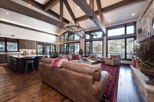 Purgatory Casa | 262 Sultan Drive