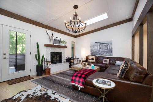 Intermountain Casa | 2633 Kinnickinnick Rd., Unit E2