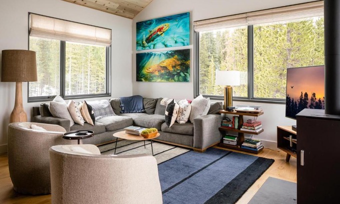 Big Sky Casa | 27 Lake Cabin by Moonlight Basin Lodging