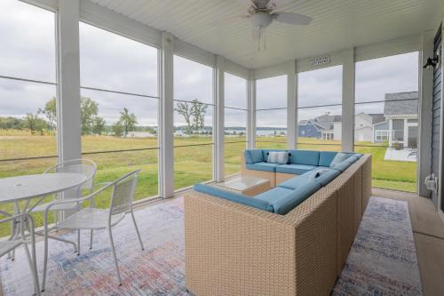 Delavan Casa | 2728 Harbor Court