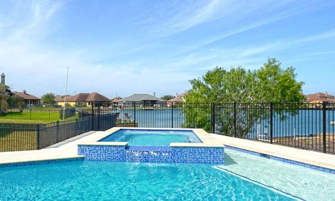 Robstown Casa | 299) Perfect for families!