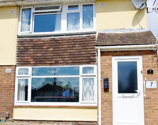 Stanwell Casa | (29EW-01) Dreams Serviced Accommodations- Staines/Heathrow