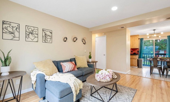 Highline Apartamento | 2b1b Apt Unit @South Seattle minutes to airport