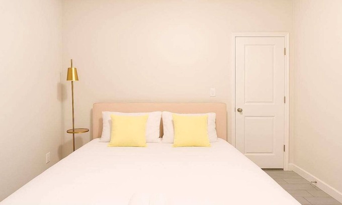 Glendale Apartamento | 2B2B Free Parking & Premium Beds