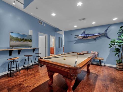 South Eola Casa | 2bd 2bth PENTHOUSE DOWNTOWN with large Billiard room