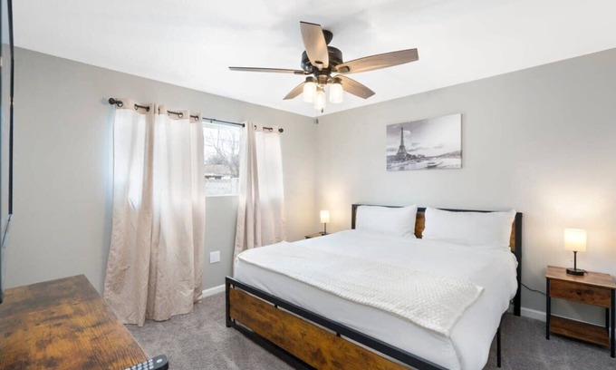 New Papago Parkway Casa | 2BD Cozy & Comfortable, Scottsdale Getaway