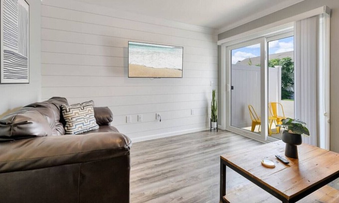 Bangor Apartamento | 2BD | Parking | With Movie Cinema
