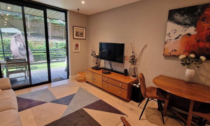 Croham Apartamento | 2BD South Croydon Haven: Garden Serenity