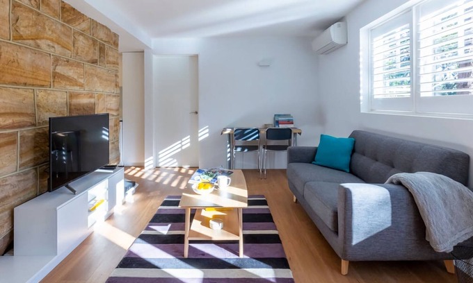 Greenwich Apartamento | 2BDR Brand New Apt Moments from RNSH St Leonards