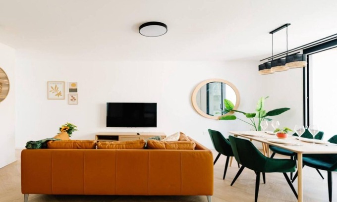 Madliena Apartamento | 2BDR Mainstreet Sliema Suite! Designer Finish!