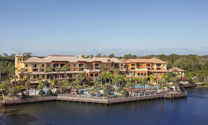 Lake Buena Vista Complejo | 2Bed/2Bath Gorgeous Resort Right by Disney Parks!!!!