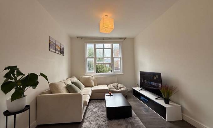 Canonbury Apartamento | 2Bed Apartment-Sleeps 4, Pets Ok & Balcony