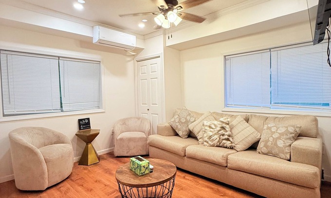 Poplar Ridge Cabaña | 2Bed1 bath Near Ithaca &Cornell lower unit