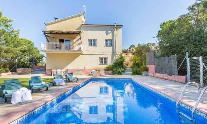 Lloret Blau Villa | 2BELL01 - Acogedora casa de 4 habitaciones con piscina situada en una zona muy tranquila