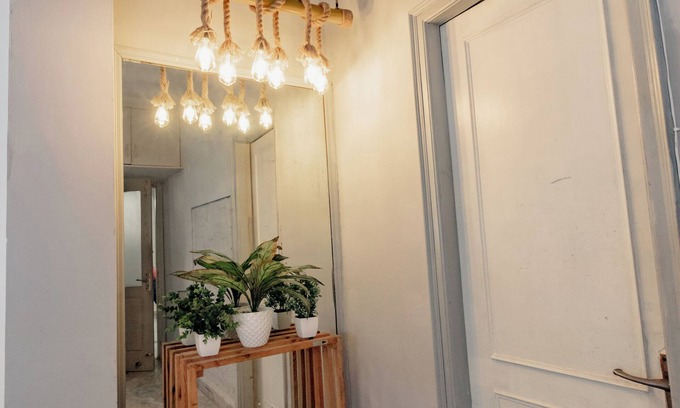 Lajpat Nagar Apartamento | 2BHK Tropical Haven Lajpat Nagar