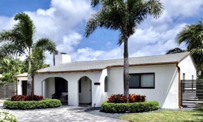 Delray Beach Casa | 2BR- 1 BA Casa bellamente diseñada, cerca de toda la acción de Delray