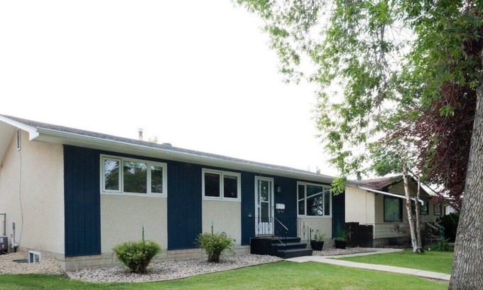 Leduc Apartamento | 2BR 1BR Basement Bliss Retreat