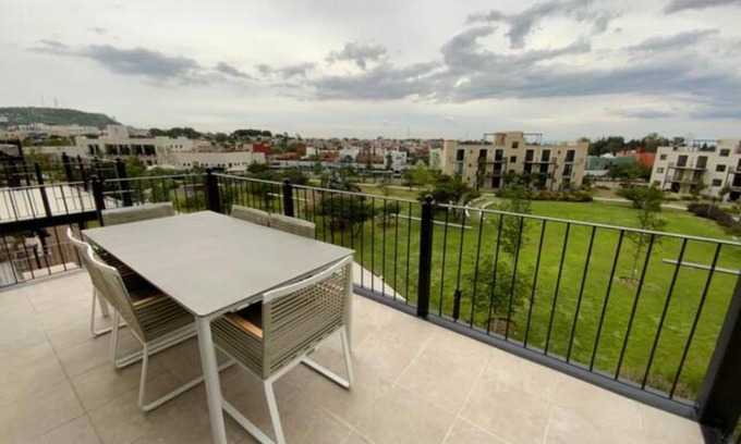 Arcos de San Miguel Apartamento | 2BR/2B BEAUTIFUL CLOSE 5MIN TO CENTRO, POOL