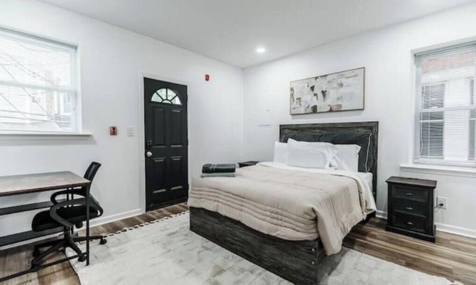 Garden Court Apartamento | 2BR/2BA Getaway – Near CHOP