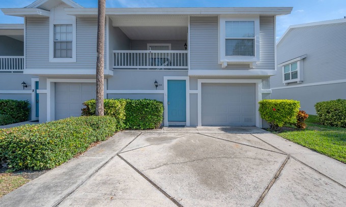 Capri Isle Casa | 2BR / 2BA Townhouse en la isla del tesoro