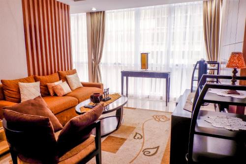 Bangka Apartamento | 2BR Apartment Cozy Pool View Kemang Village with Access to Mall By Travelio