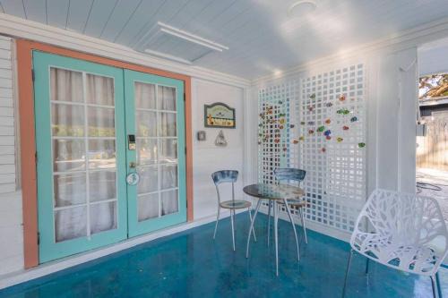 Village of the Arts Apartamento | 2BR at Lecom Park Downtown Beaches & Ample Parking Space