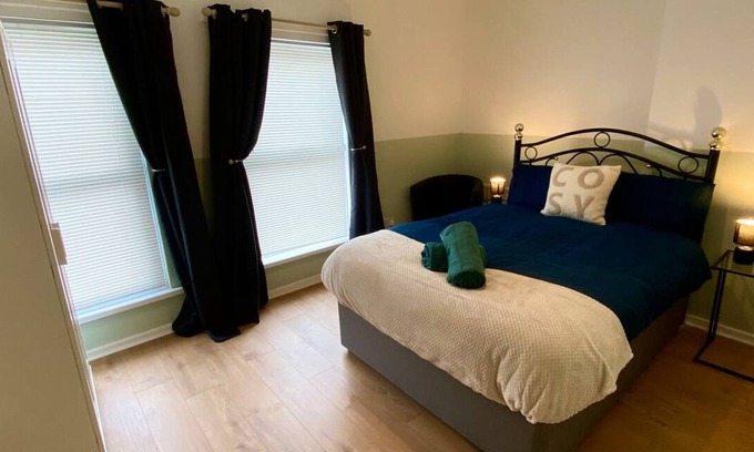 Belfast City Centre Casa | 2BR City Side House in Belfast
