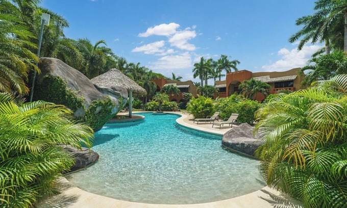 Junquillal Condominio | 2BR Condo steps from the beach!