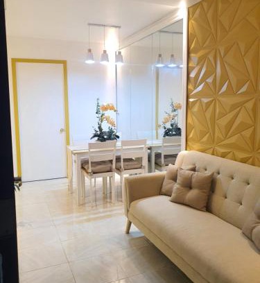 Mandaue Apartamento | 2BR Condo at Banilad Cebu 649