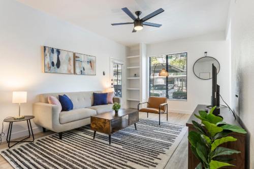 Kierland Apartamento | 2BR CozySuites at Kierland Commons with pool #02