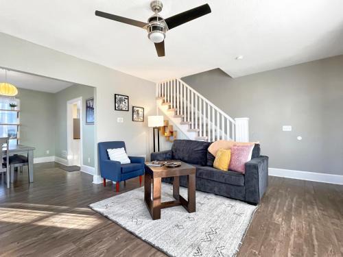 Des Moines Casa | 2br Family Charmer Duplex Near Drake