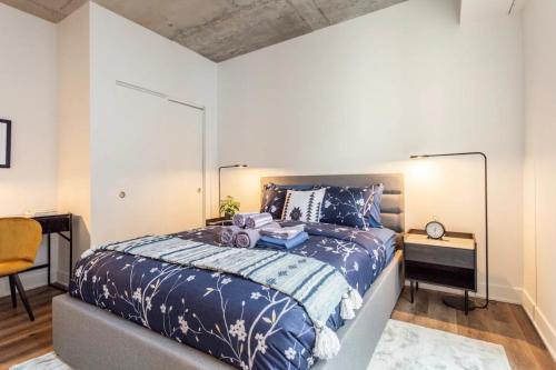 Downtown Montreal Apartamento | 2Br+Gym for VIP Corporate & Students Downtown MTL
