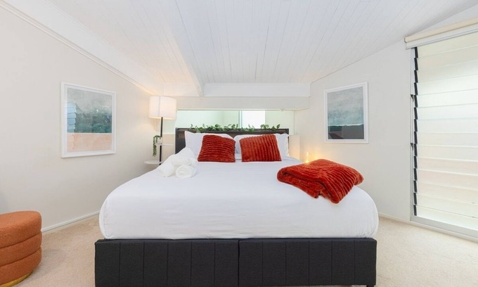 Teneriffe Apartamento | 2BR Heritage Near River, CBD, Pool + 2 Carparks