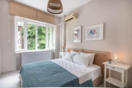 Adalar Apartamento | 2BR House W Island Charm