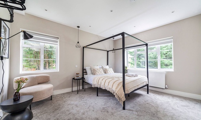 Preston Apartamento | 2BR Lux Stylish Flat w/ Views
