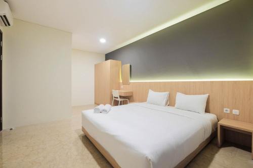 Pancoran Apartamento | 2BR Pancoran L'Avenue Comfy Apartment By Travelio
