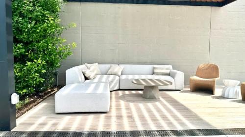 McNeil Apartamento | 2BR Resort-Style Retreat - Pool